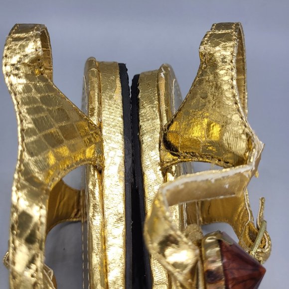 KALI Gold T-Strap Sandals - Picture 8 of 12